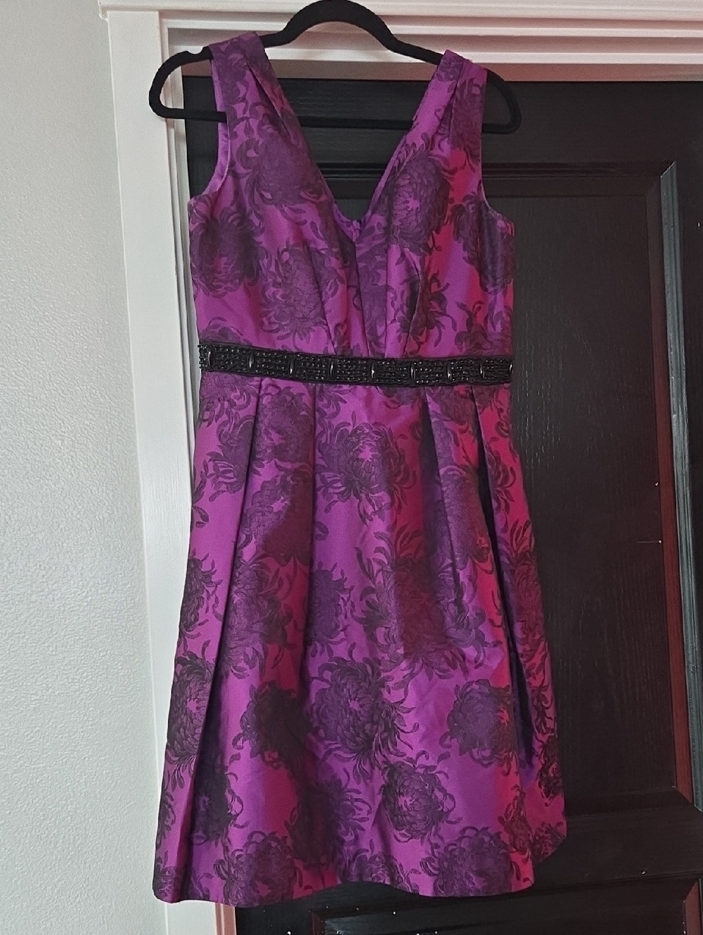Carmen Marc Valvo Purple Floral Taffeta Fit & Flare Beaded Waist Dress Size 8